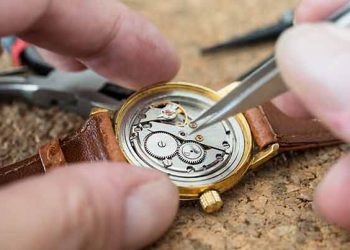 Jeweler watch deals repair near me